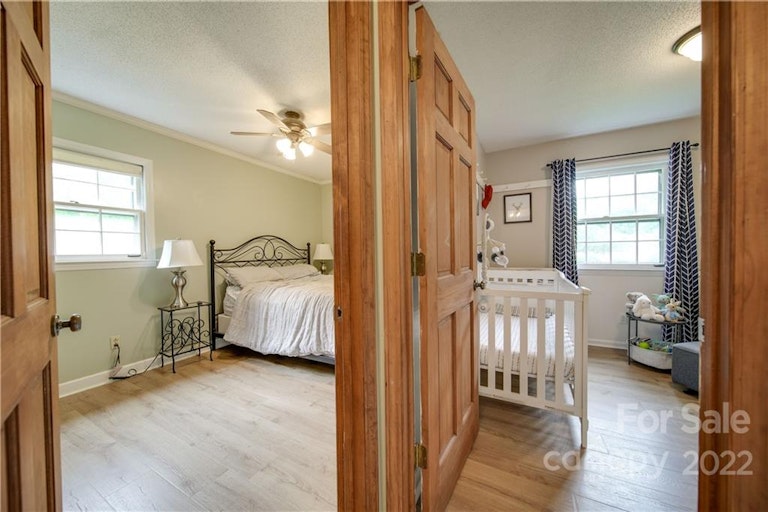 Photo 30 of 47 - 5802 Hillcrest Cir, Indian Trail, NC 28079