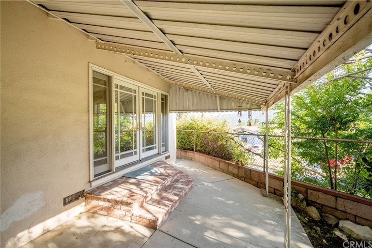 Photo 11 of 13 - 4603 Lowell Ave, La Crescenta, CA 91214