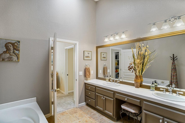 Photo 42 of 60 - 3520 Falkirk Way, El Dorado Hills, CA 95762