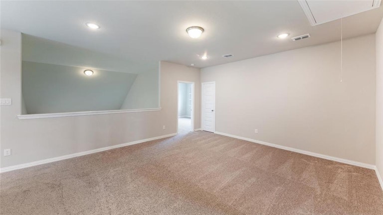 Photo 23 of 28 - 2260 High Plain Ln, Waxahachie, TX 75167
