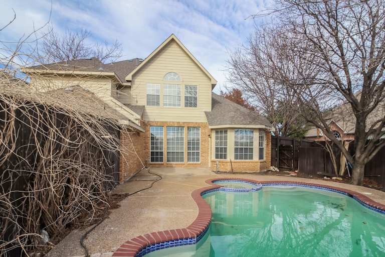 Photo 6 of 25 - 4304 Rock Springs Dr, Plano, TX 75024