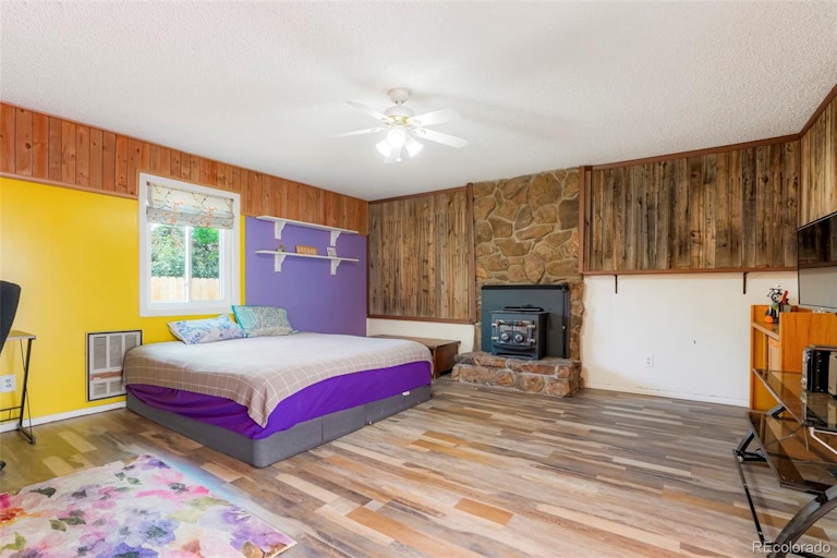 Photo 13 of 19 - 6318 S Louthan St, Littleton, CO 80120