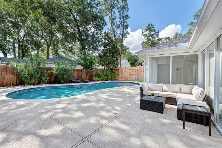 Photo 30 of 34 - 13519 Westport Ln, Houston, TX 77079