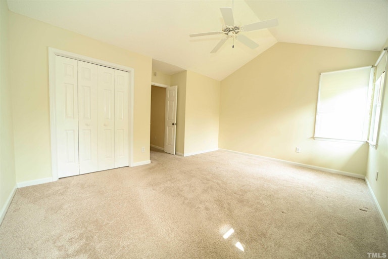 Photo 16 of 27 - 102 Lewey Stone Ct, Cary, NC 27519